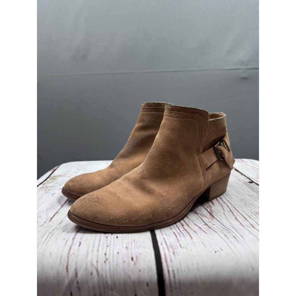 Gianni Bini Tan Suede Ankle Boots Pointed Toe Buckle Detail Size 8.5M